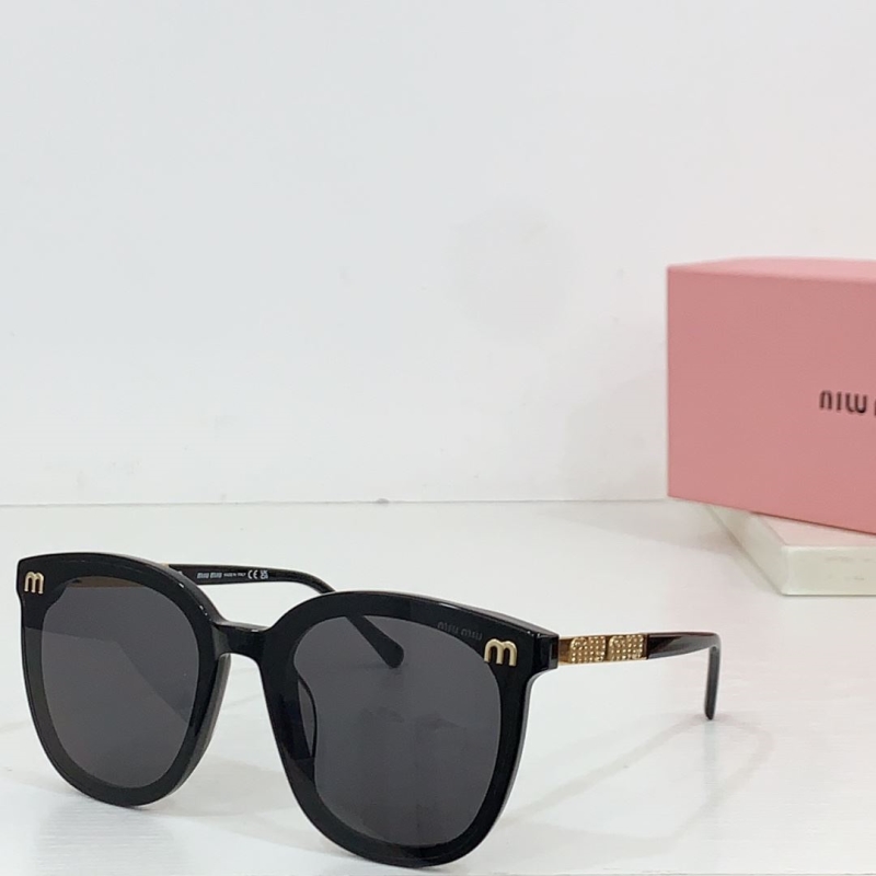 Miu miu Sunglasses